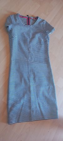 Sommerliches, gestreiftes Kleid, Grösse L, Top Zustand