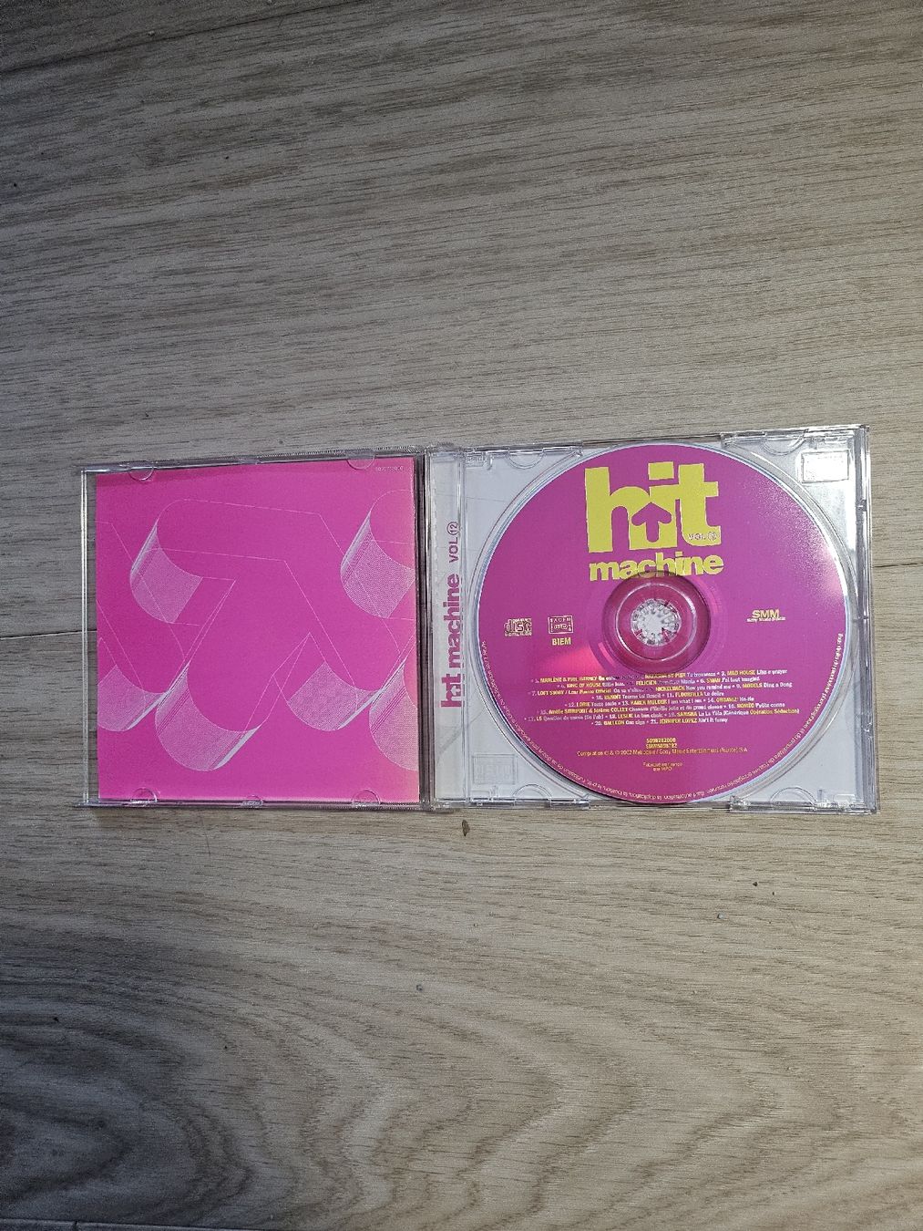 CD: CD Hit Machine Vol. 12 - Année 2000 – Usato da La Joux FR venduto da car_ck96 1