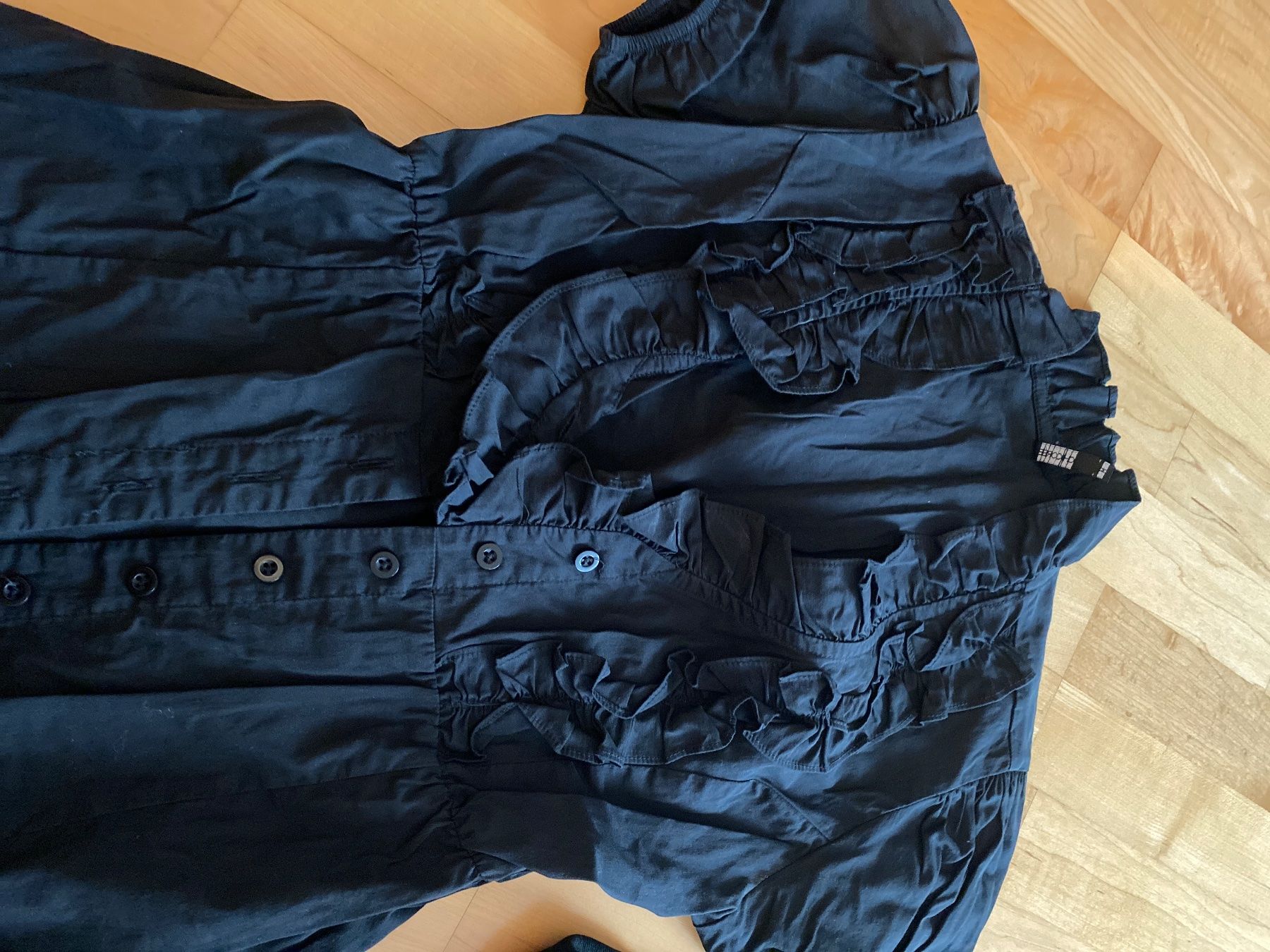 Kleiderpakete: Paket Bluse Jäckli Jupe kurz – Gebraucht aus Watt von Willis4 1