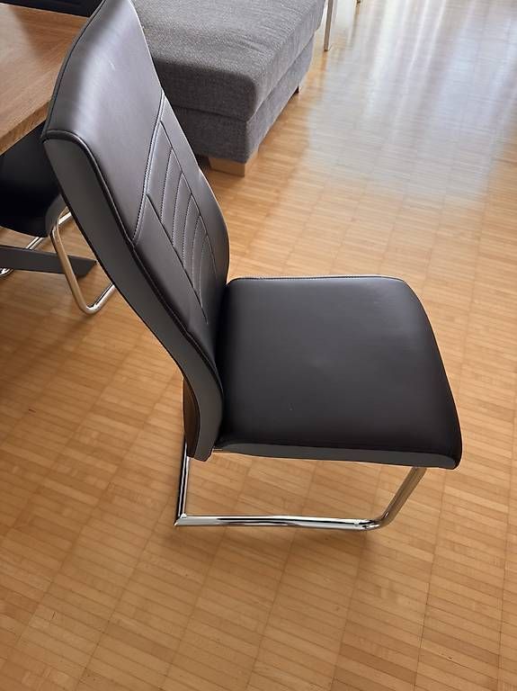 Stühle: Stühle für Esszimmer – Gebraucht aus Lausen von 160899 1
