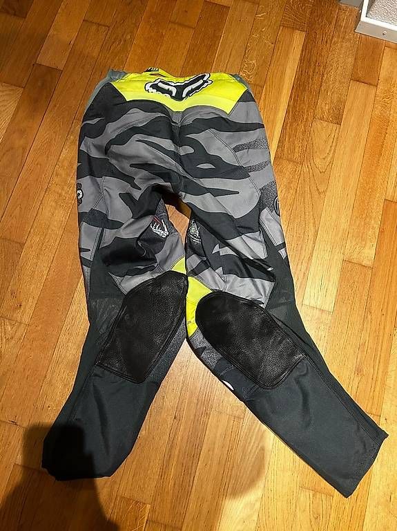 Pantaloni: Fox Racing Hose, Grösse 32  – Usato da Holzhäusern ZG venduto da Suki0308 1