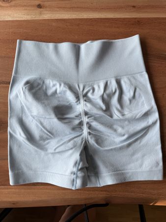 Sport Shorts Damen hellblau gerafft hoher Bund Grösse s