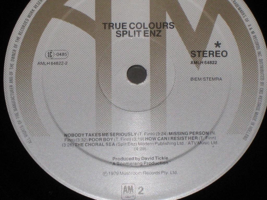 Schallplatten: LP - SPLIT ENZ - TRUE COLOURS – Gebraucht aus Steckborn von Quo7 2