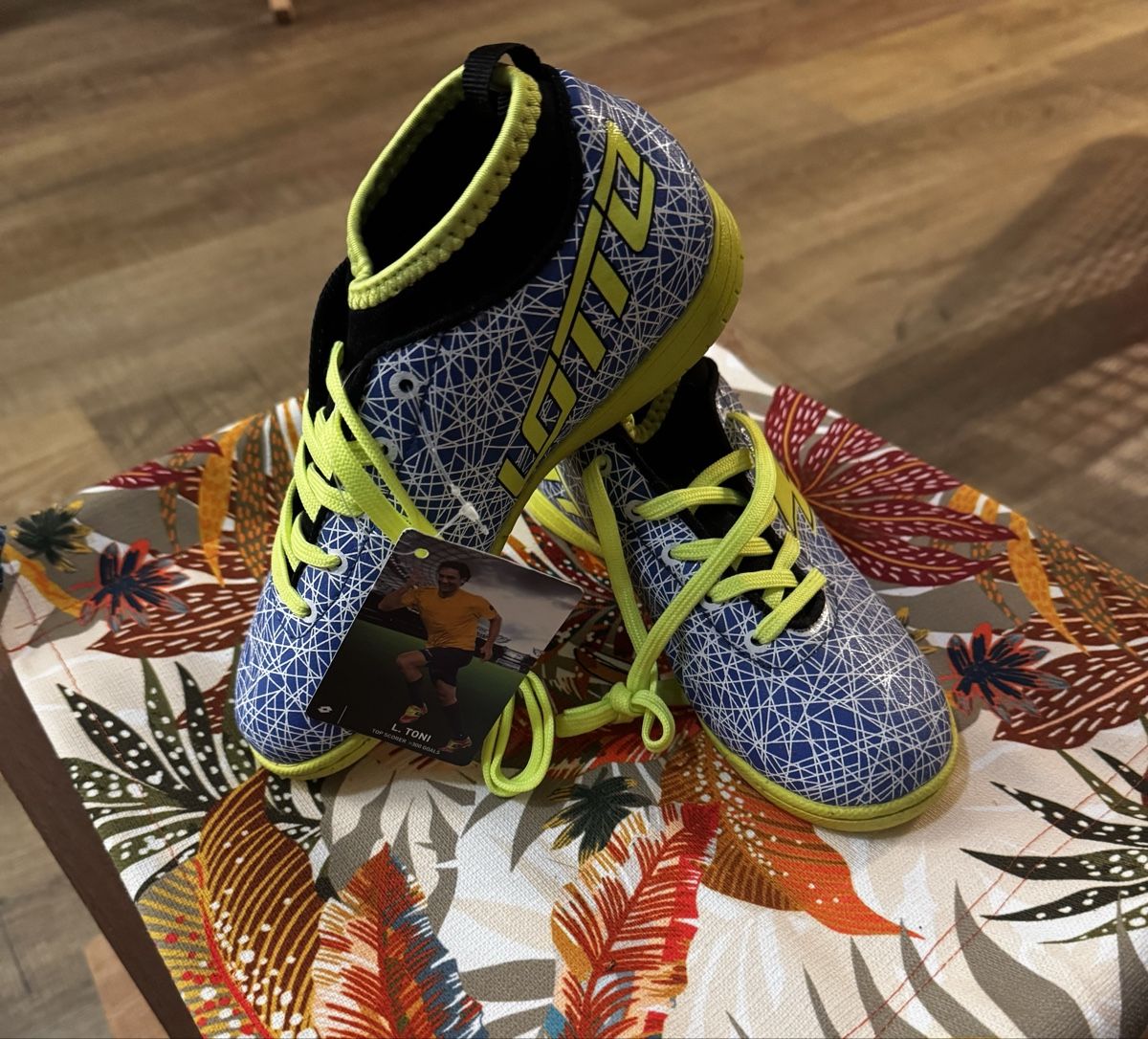 Schuhe für Jungen: Kinder Hallenschuhe Gr. 32 – Neu und originalverpackt aus Gontenschwil von alioli