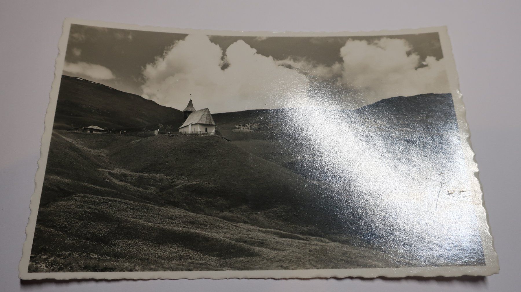 Cartoline postali: Arosa Sommer am Bergkirchli – Usato da Cormoret venduto da Pascalll2001 1
