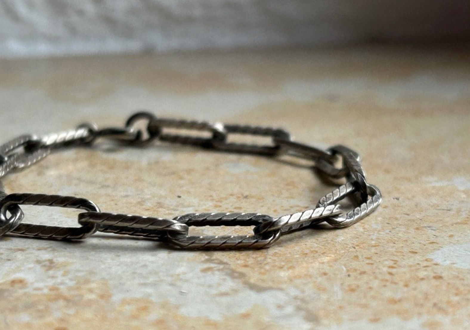 Bracciali & Braccialetti: Armband Punkig Chic Retro – Usato da Dittingen venduto da Bellevista 6