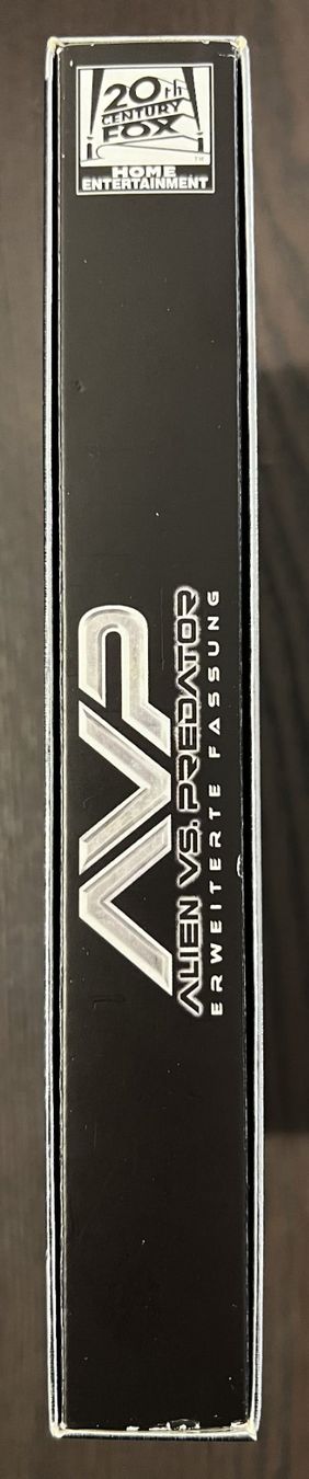 Tutti i DVDs: Alien vs. Predator - Erweiterte Fassung – Usato da Zürich venduto da FilmFreunde 3