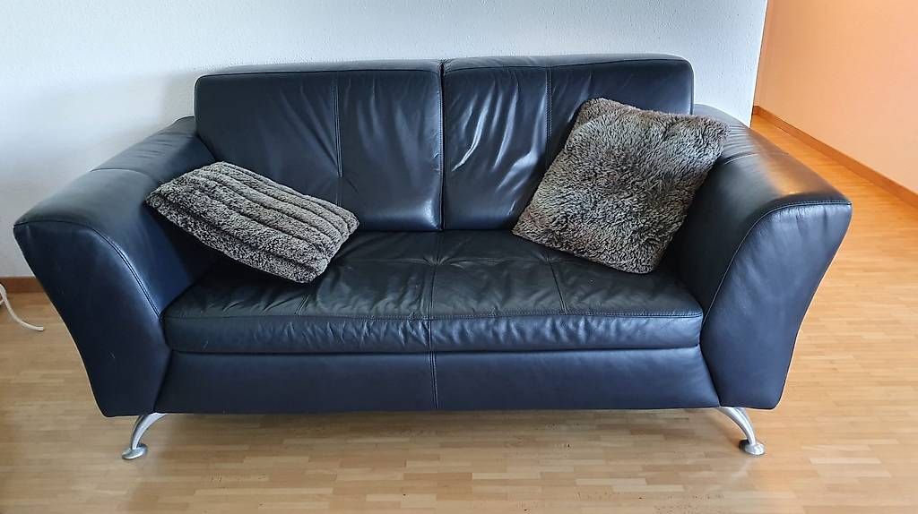 Pfister Divani: Gratis 2+3 Leder Sofa von Möbel Pfister – Usato da Rain venduto da Jeggi1 1
