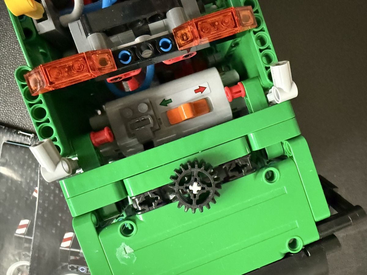 Lego Giocattoli: Lego Technic 42008 Service Truck - as built – Nuovo (secondo la descrizione) da Horgen venduto da thesilverarrow 3