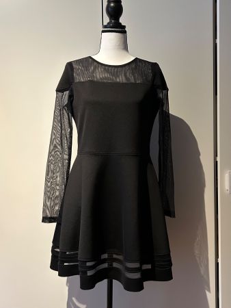 Elegant Black Dress with Mesh Details, Size L