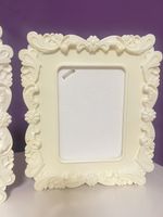 IKEA Bilderrahmen 2er-Set – Barock/Ornament, Kunststoff, Wei