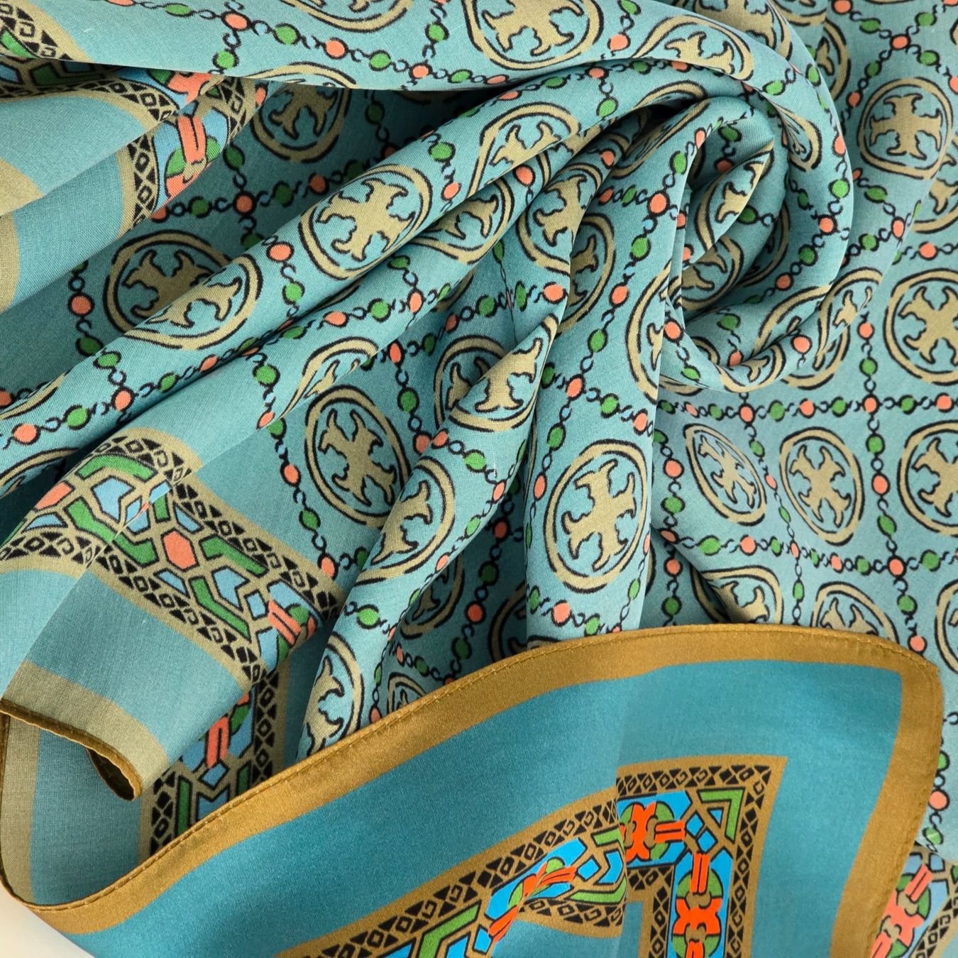 Foulard & Sciarpe: New 68cm 100% Silk Scarf Chain Pattern Teal Neckscarf – Nuovo e nell'imballaggio originale da Baar venduto da virginiablossoms 5