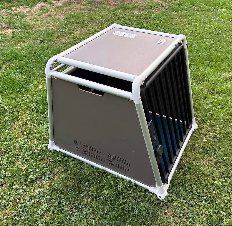 Käfige, Transport & Sicherheit: Hundebox 4pets Eco 3 Medium – Gebraucht aus Ipsach von Remue65 1