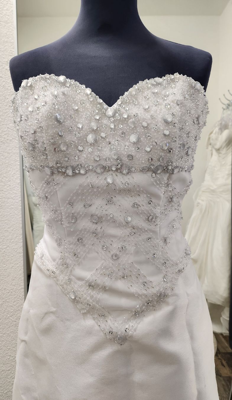 Vestiti: Weiss Brautkleid – Nuovo (secondo la descrizione) da Uster venduto da VMT. 5