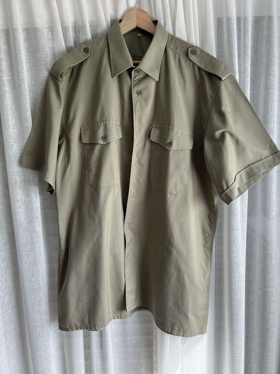 Uniformes: 4x Armee-Hemden – D'occasion à Kölliken par Scolaf023 6