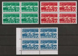 1932 : Flugpost Nr. F16 - F18 im VB postfrisch **