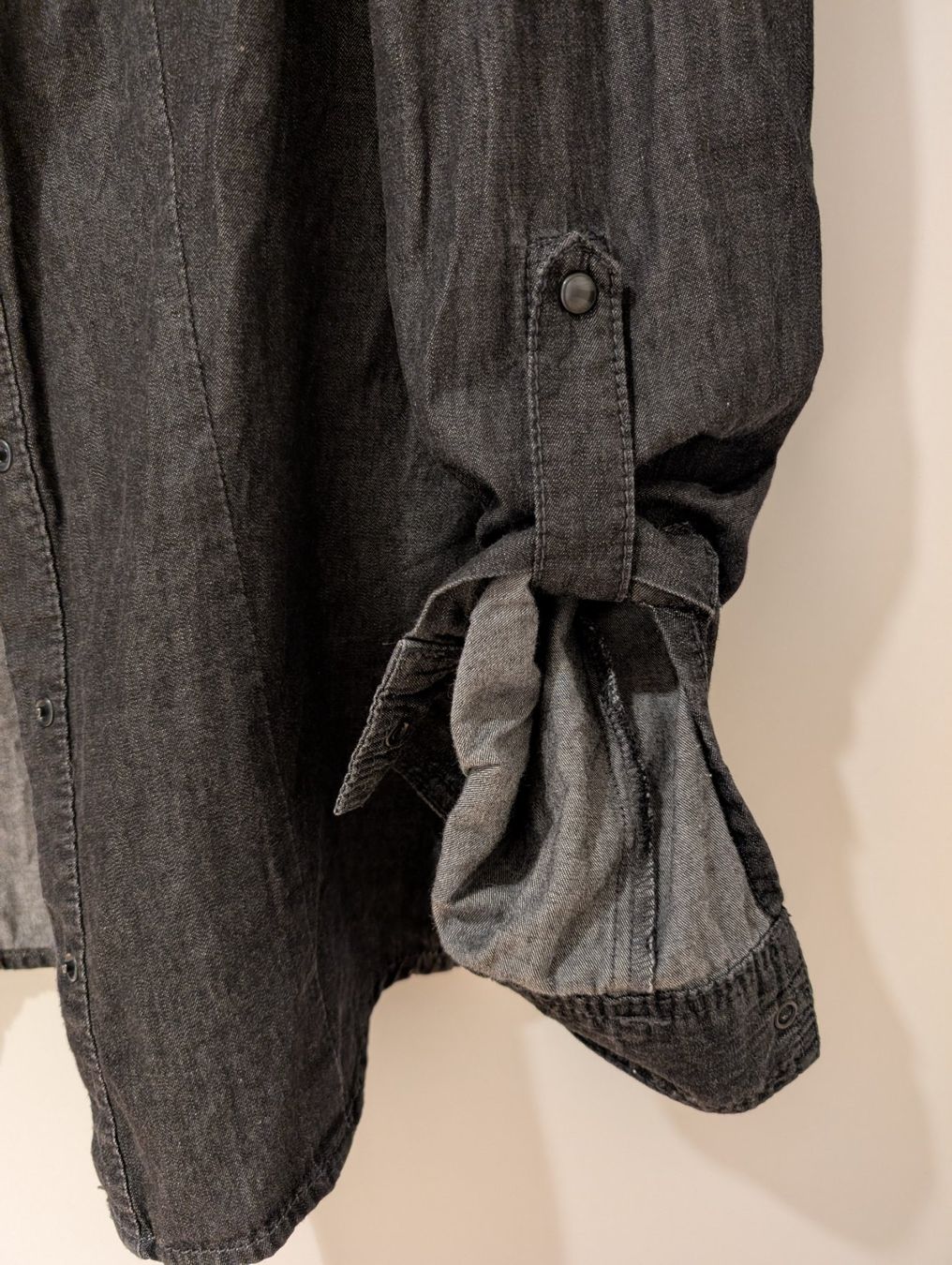 Only Camicette: Graue Jeansbluse ONLY Gr. 40 – Usato da Schönenwerd venduto da sal_75dx 2