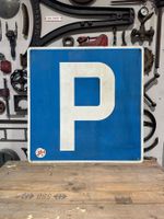 Grosses Blechschild Parkplatz "P" ( Werkstatt / Garage )