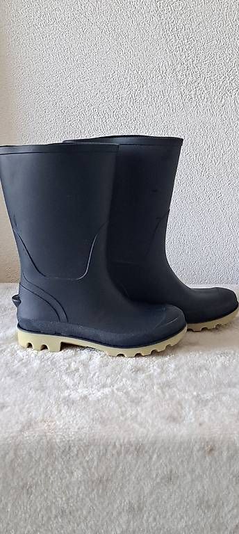 Scarpe per ragazzi: Gummistiefel / 28 – Usato da Zeihen venduto da ild_bv6f