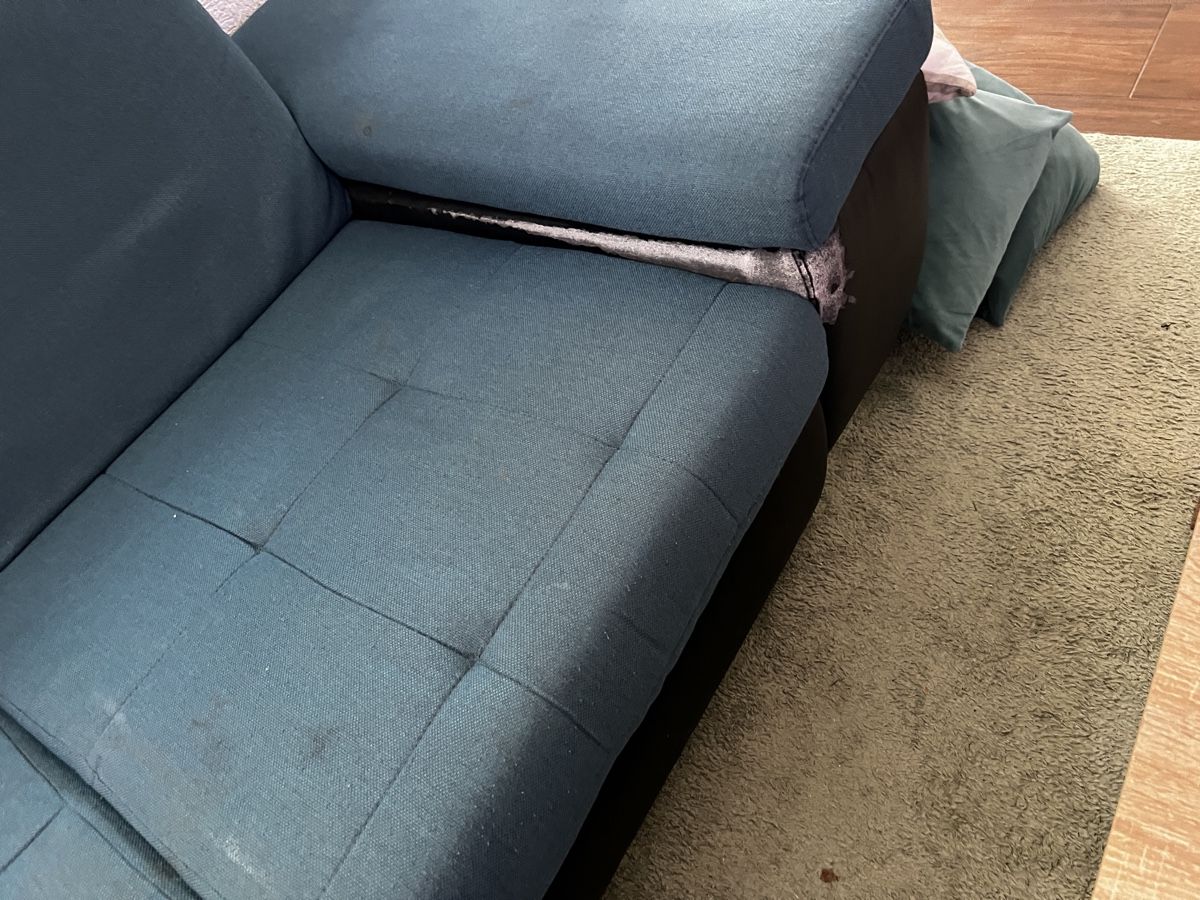 Divani: Ecksofa dunkelblau Stoff Grösse ca. 280cm x 180cm gebraucht – Usato da Holderbank AG venduto da virus010