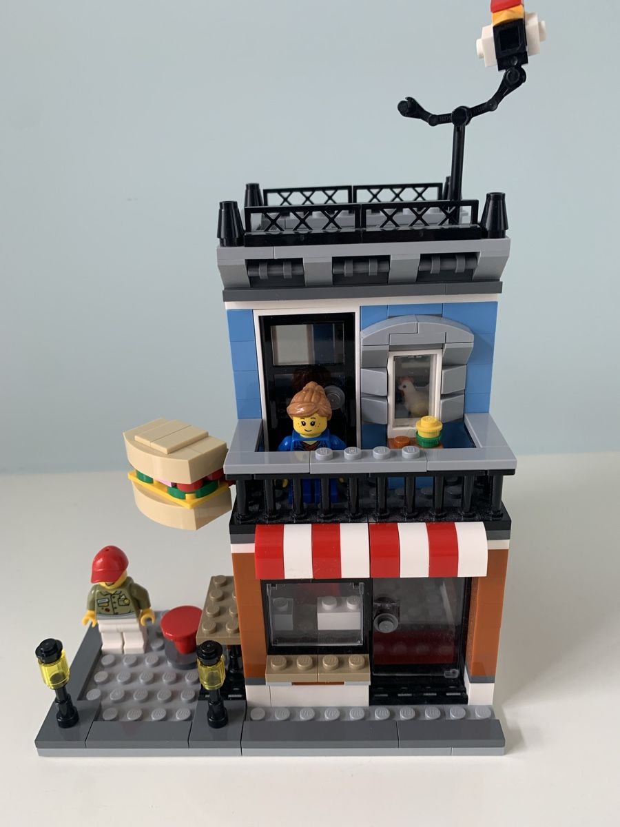 Lego Giocattoli: Lego Creator Feinkostladen 31050 – Usato da Killwangen venduto da Zermatt5