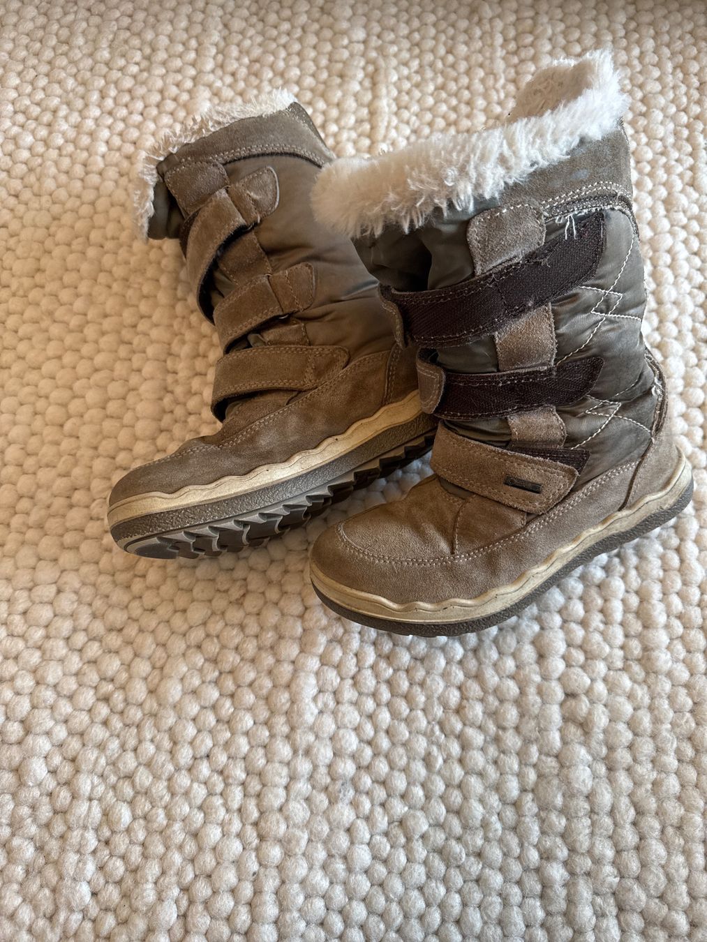 Primigi Scarpe per ragazze: Wasserfeste Winterstiefel Grösse 32 Primigi – Usato da Luzern venduto da HBDH_2019 1
