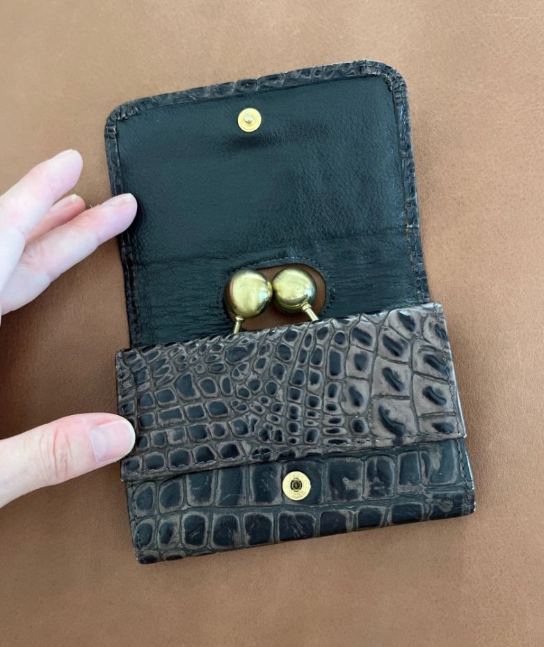 Ted Baker Portemonnaie: Faux Crocodile Leather Wallet Ted Baker London – Gebraucht aus Gandria von mar_5yvs 1