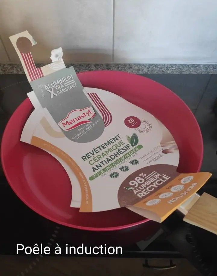Padelle: Poêle à induction Menastyl, 28 cm, neuve – Nuovo e nell'imballaggio originale da Couvet venduto da fat_kyl7