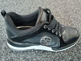 Schuhe Guess Damen schwarz Grösse 39 guter Zustand