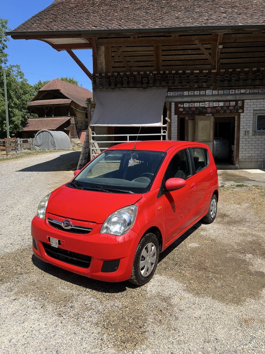 Daihatsu Automobili: Daihatsu Cuore Rot – Usato da Allmendingen b. BE venduto da beb_vk2w