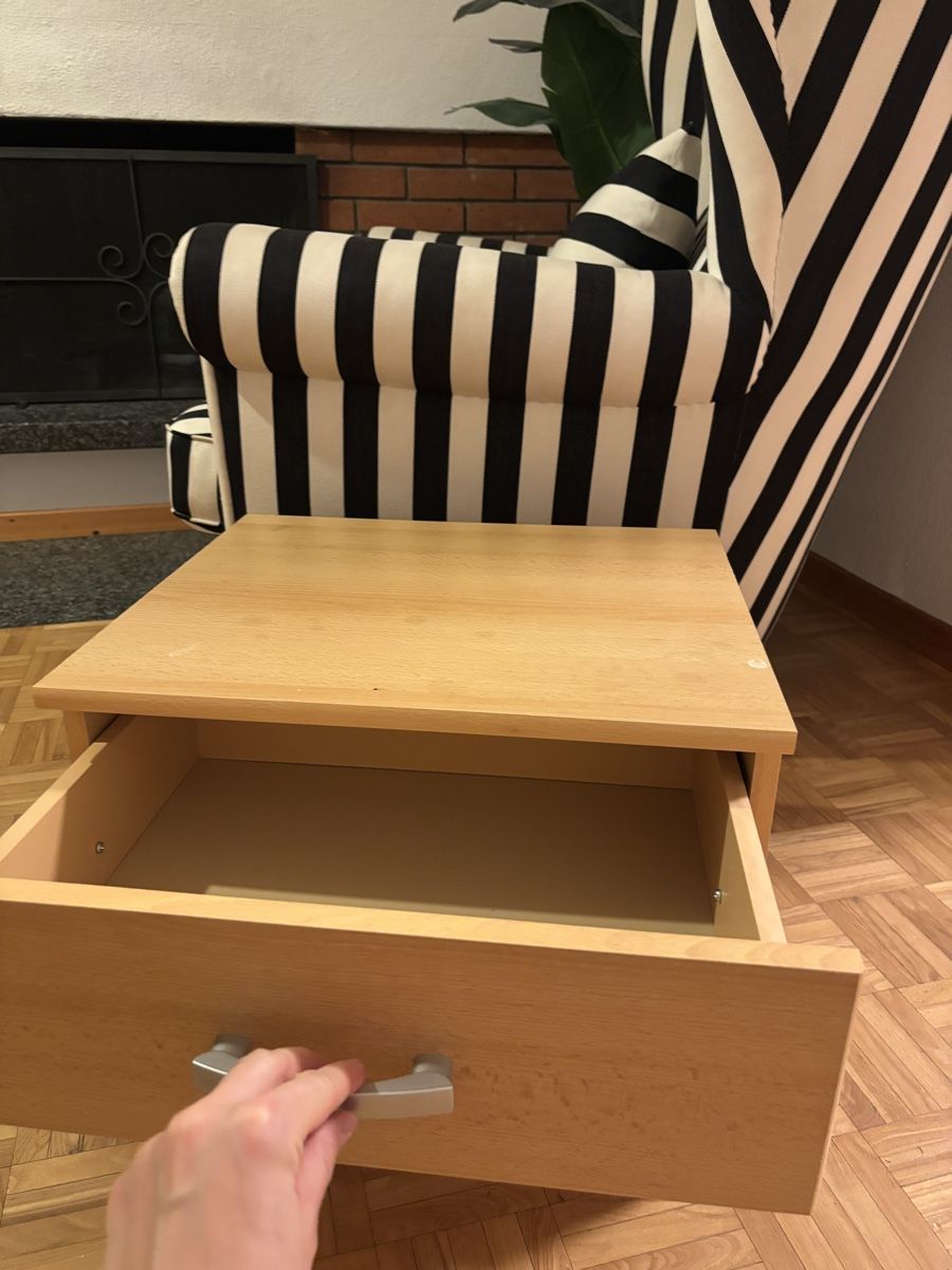 Comodini: Steffen Mobel - Night Stand NP:299.- – Usato da Zürich venduto da red_vn2j 1