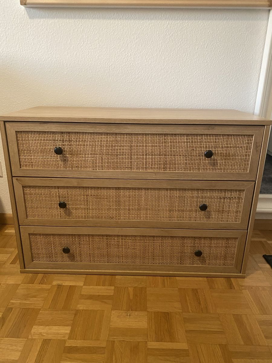 Beliani Cassettiere: Kommode mit Rattanfront, Holzoptik, Top Zustand! – Nuovo (secondo la descrizione) da Basel venduto da Holali17 1