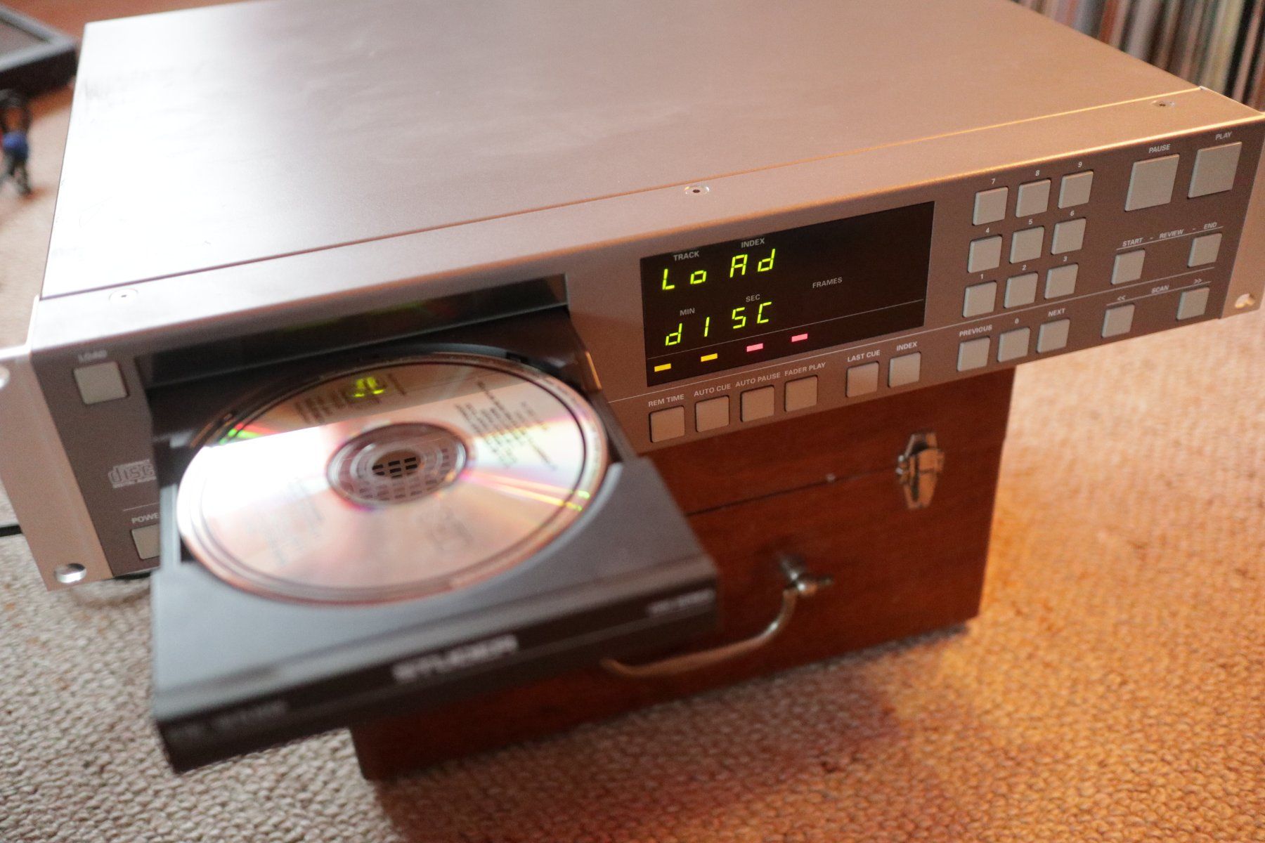 Studer Sistemi audio & multimediali: CD player STUDER D732 (problem) – Difettoso da Vaulion venduto da akedia 3