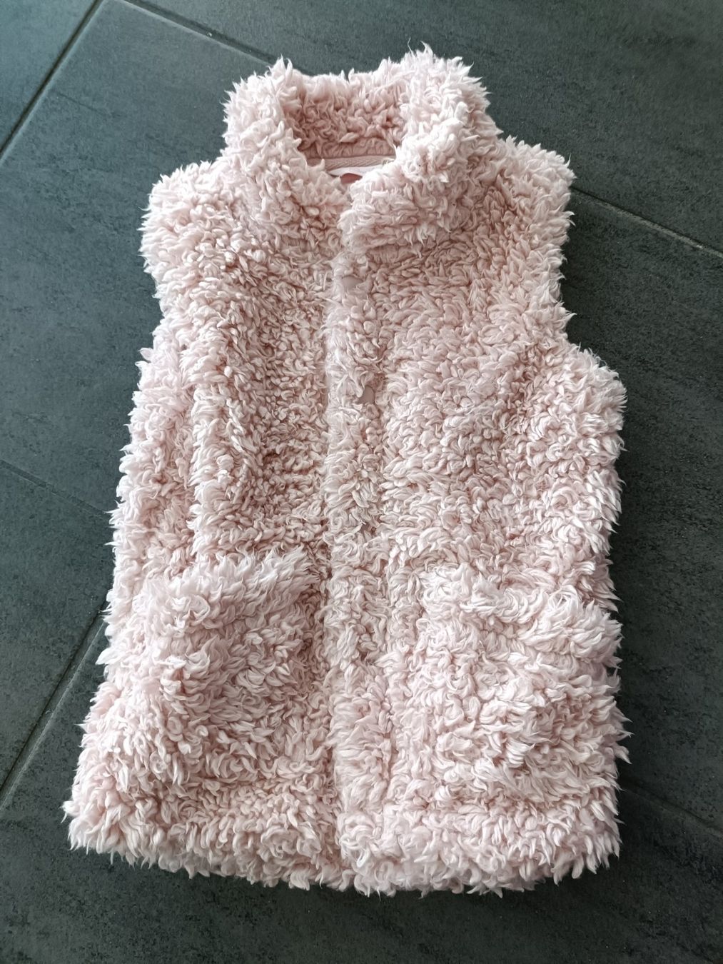 Altro abbigliamento per bambina: Teddy Gillet Gr. 92 – Usato da Biberist venduto da Stylux01