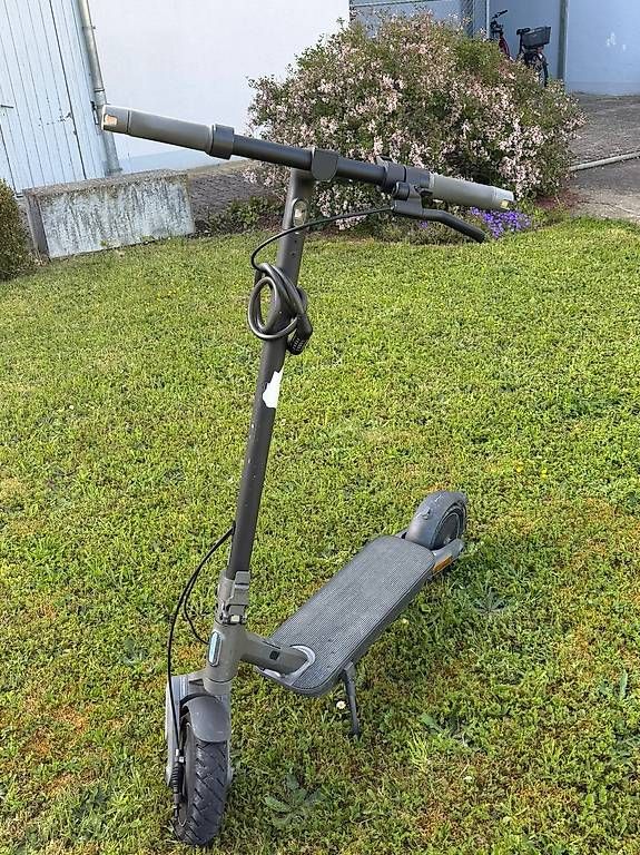 Kickboard: Xiaomi 4 ultra e scooter – Usato da diessenhofen venduto da endrit2