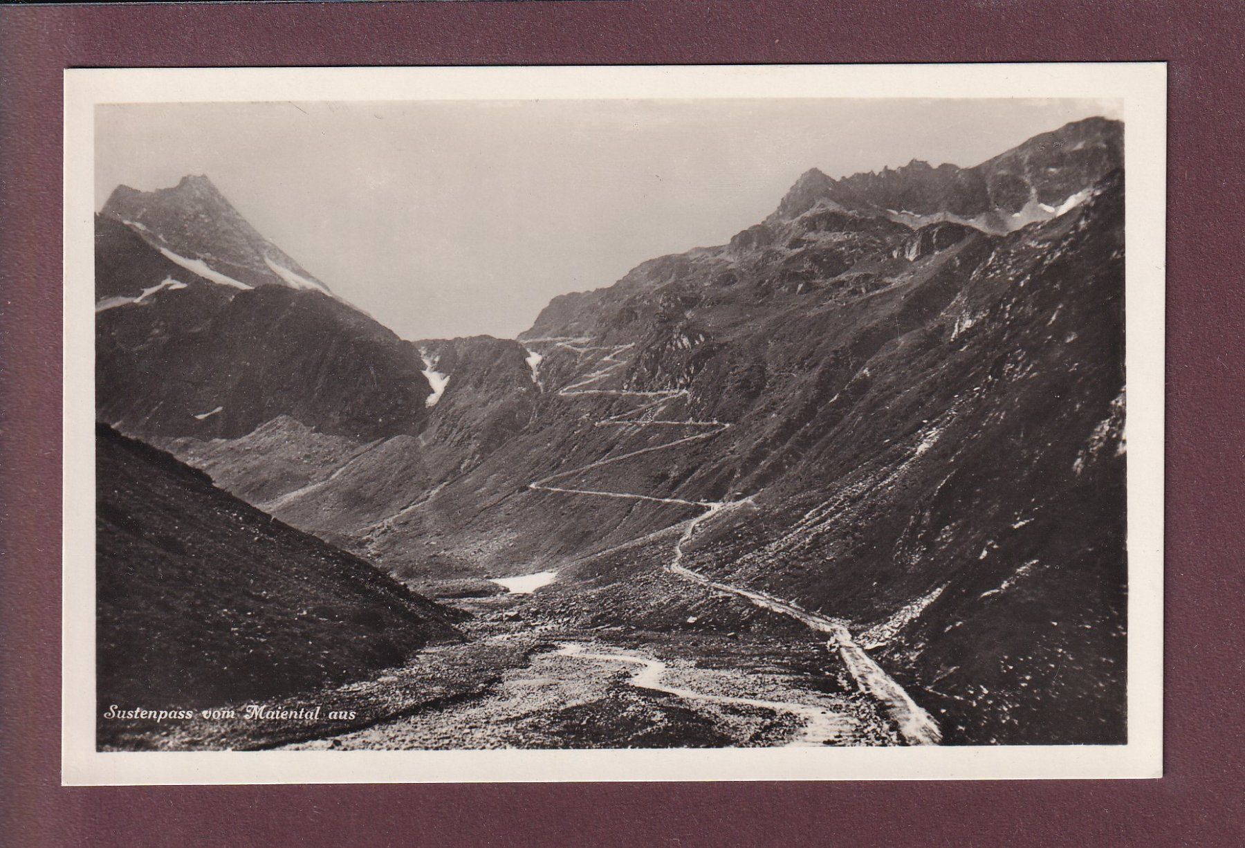 Cartoline postali: SUSTENPASS vom Maiental aus – Usato da Pully venduto da nicecards