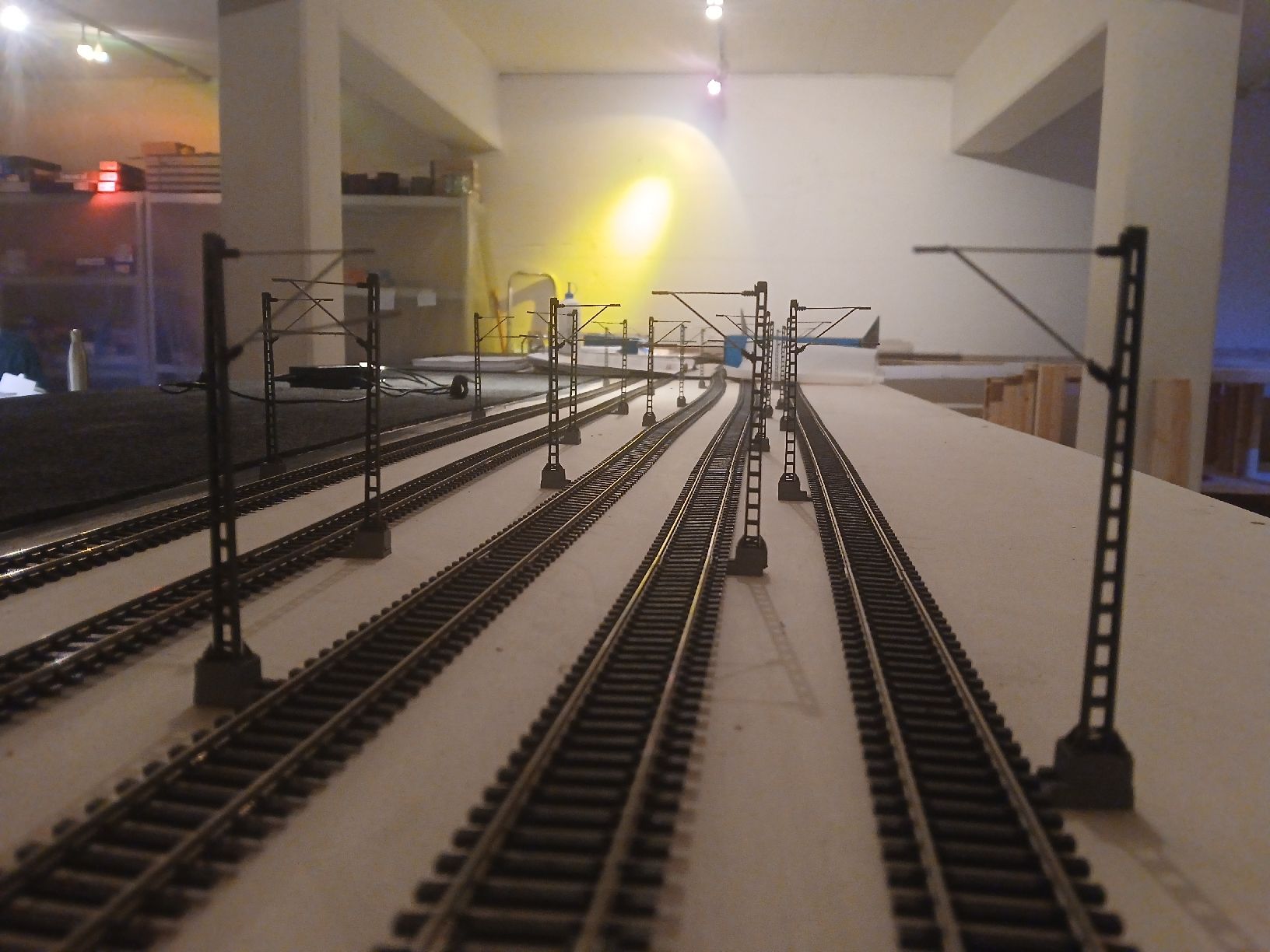 Viessmann Modelleisenbahnen: H0 Viessmann DB Oberleitung – Neu (gemäss Beschreibung) aus Brügg BE von Just_standing_here 3