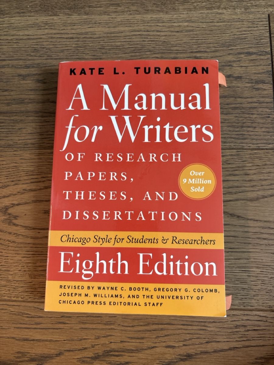 Libri: Buch: A Manual for Writers – Usato da Zunzgen venduto da ver_27c7