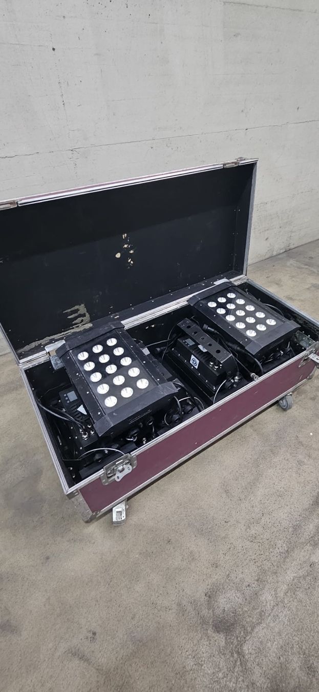 Lampade: Projecteur Led IP65 – Usato da Payerne venduto da RyserGroupeSA 1