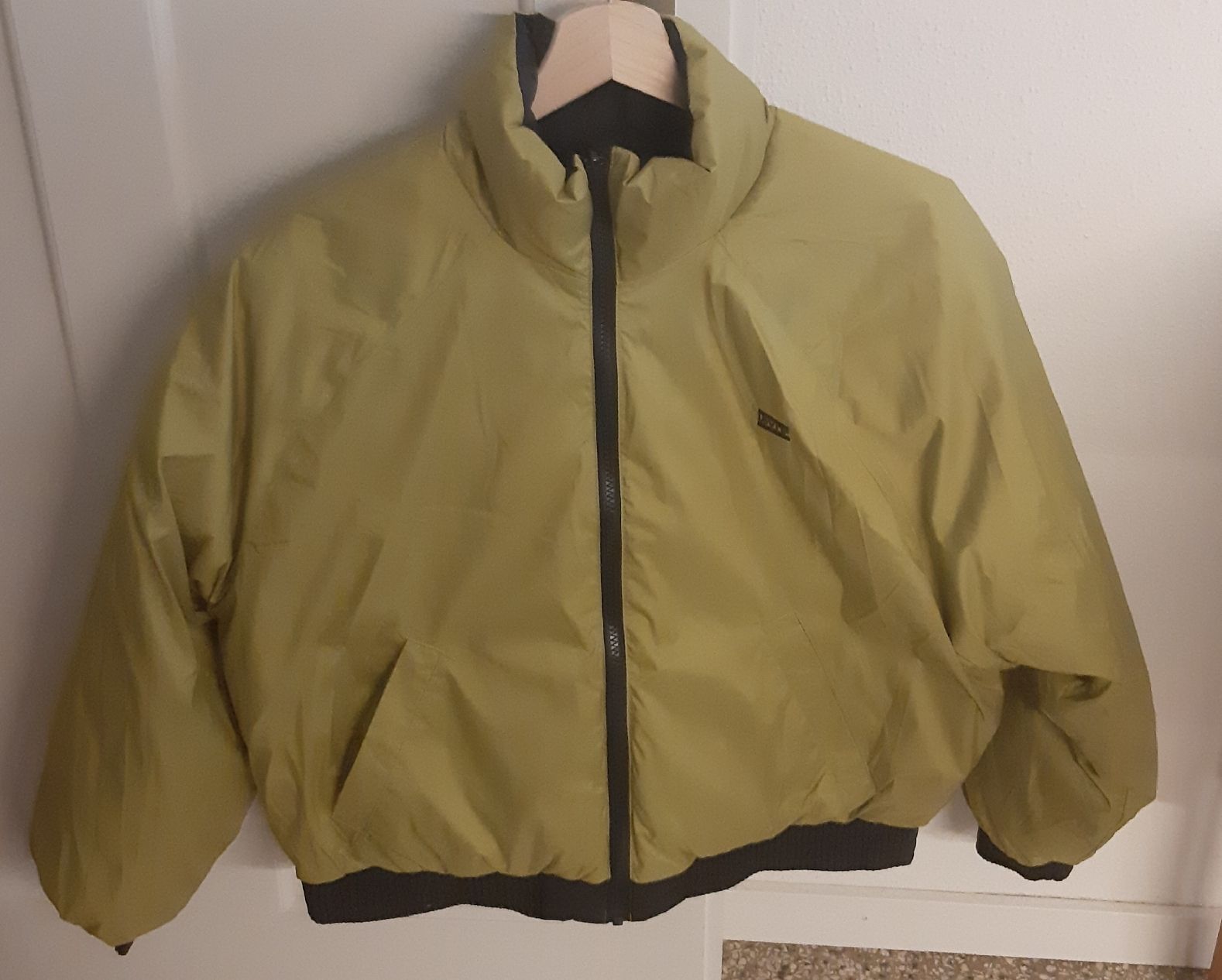 Levi's Giacche: NEU! Bomberjacke LEVIS Gr.S ZWEISEITIG – Nuovo e nell'imballaggio originale da Zürich venduto da Venecia25