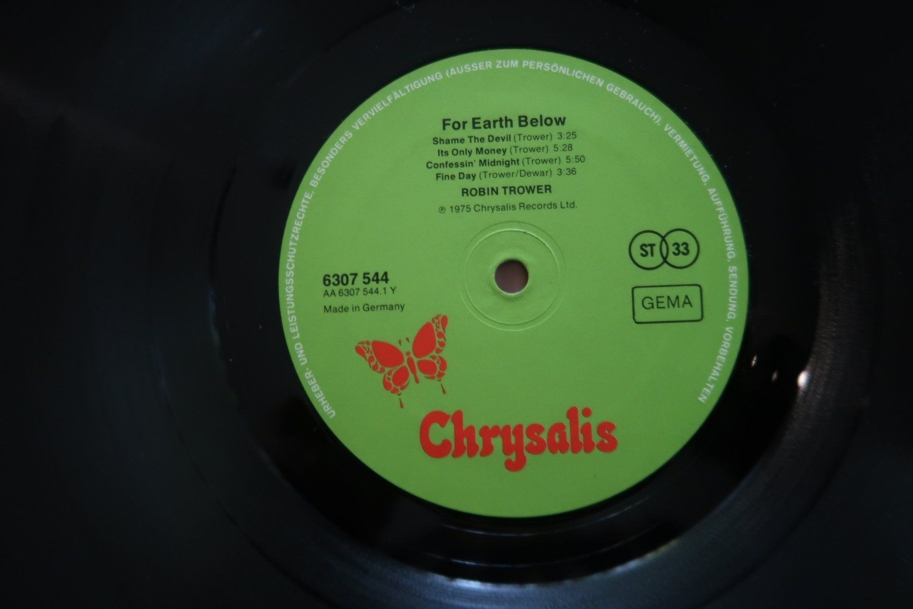 Vinyles: ROBIN TROWER - FOR EARTH BELOW - VINYL LP – D'occasion à Basel par Patiscat 2