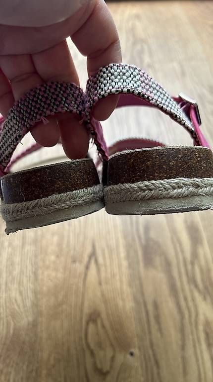 Scarpe per ragazze: Xti Sandalen rosa Gr. 33 – Usato da Hergiswil NW venduto da Gerrywell01 1