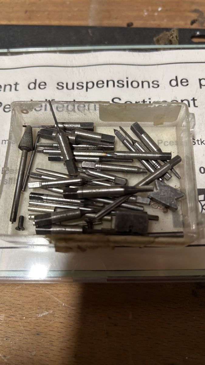 Tous les outils: Gewindeschneider – D'occasion à Chur par Fedova
