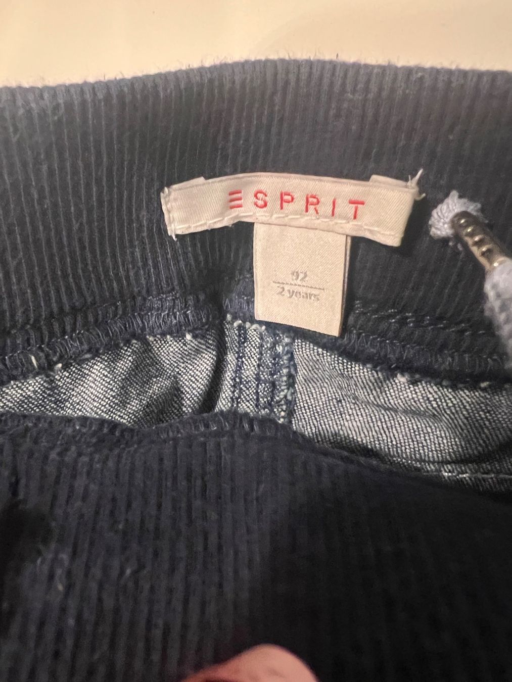 Esprit Pantaloni: ESPRIT JEANSSHORTS NEUWERTIG GR 92 – Usato da Basel venduto da theo-g77 2