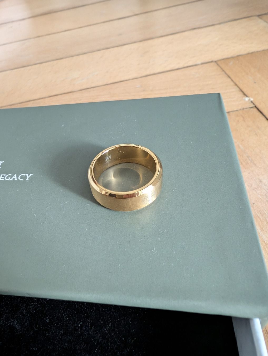 Anelli: 2x stylische Ringe in Goldfarbe – Nuovo (secondo la descrizione) da Luzern venduto da Tdawg54 3