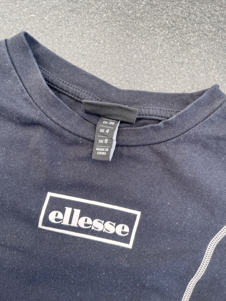 Ellesse Pulls & Sweat-shirts: ellesse crop top langsarm – D'occasion à Zofingen par jj7 2