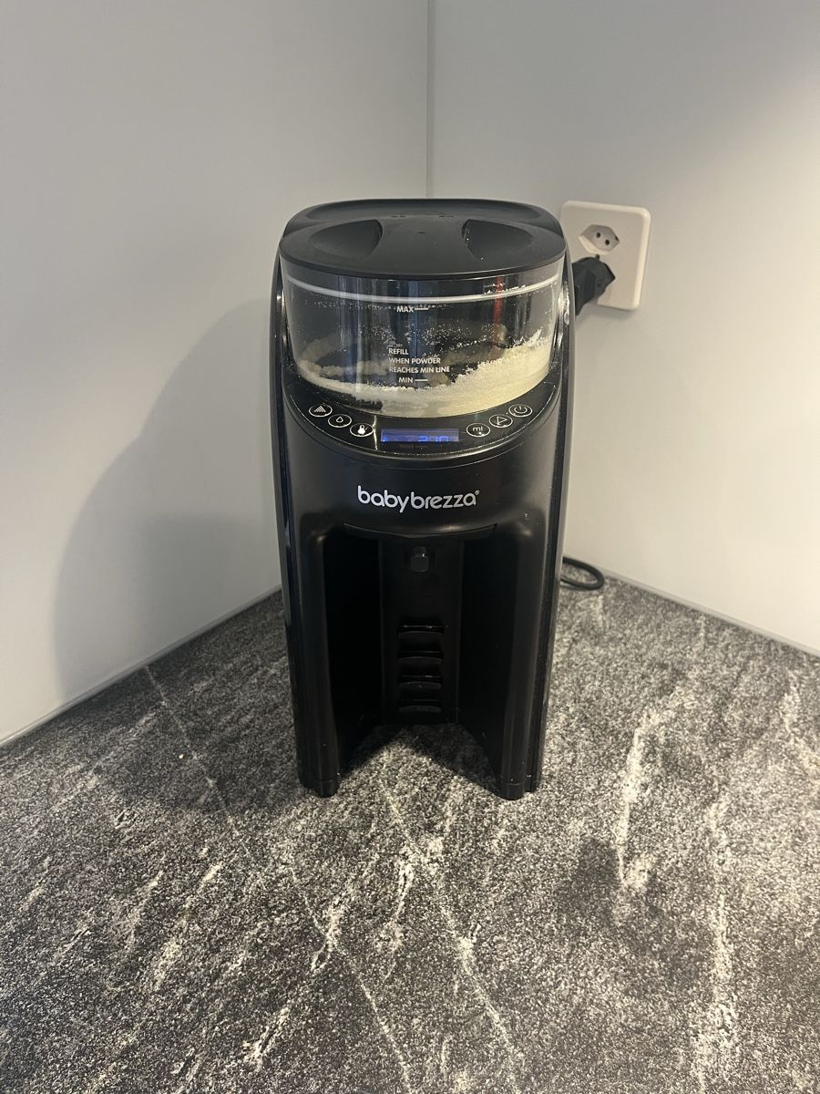 Baby Brezza Repas pour bébés: Baby Brezza Formula Pro Advanced – D'occasion à Erlenbach ZH par JonatanRi