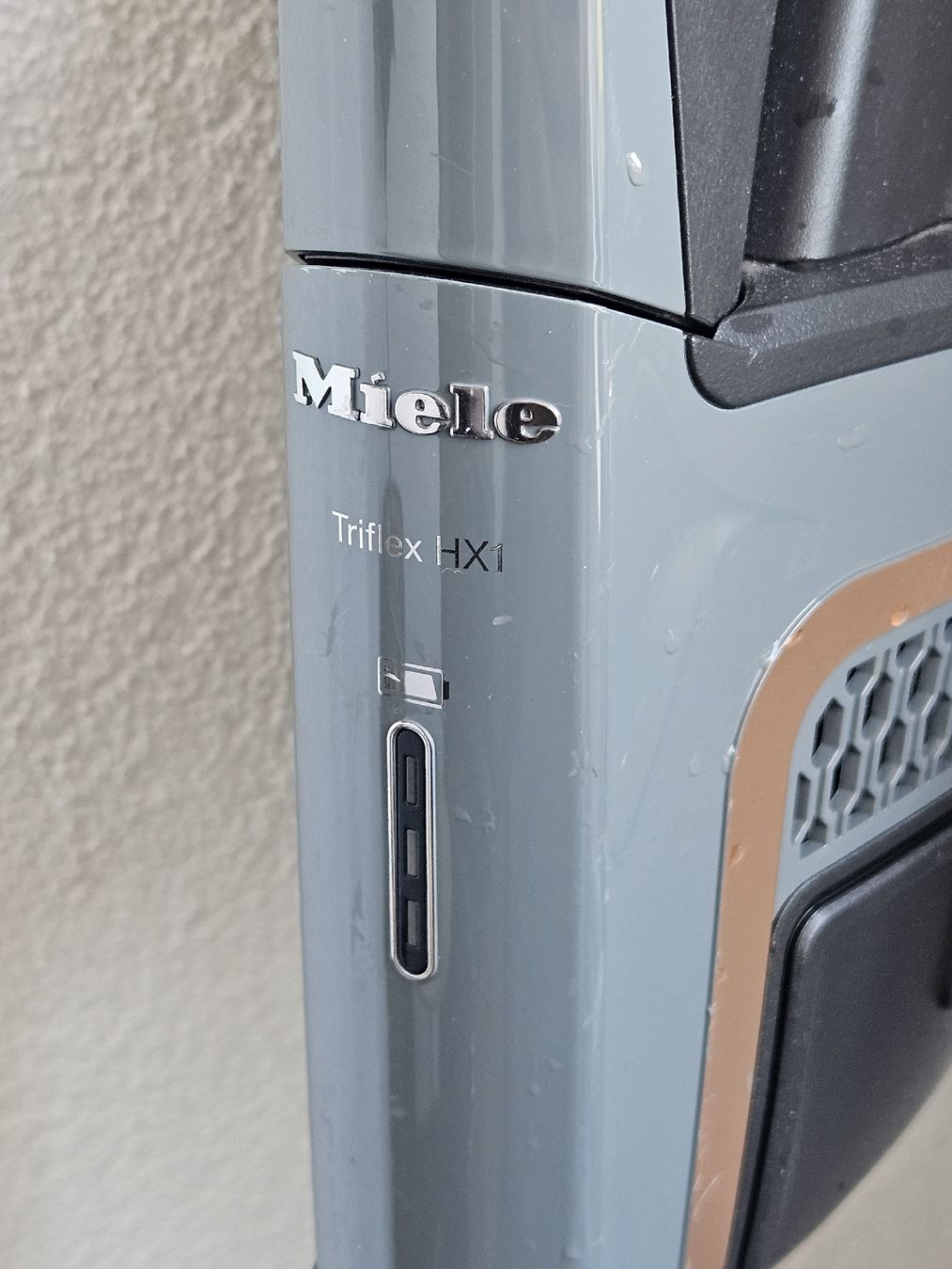 Miele Aspirapolveri & Accessori: MIELE Triflex HX1 – Nuovo (secondo la descrizione) da Bern venduto da lar_cgl6 5