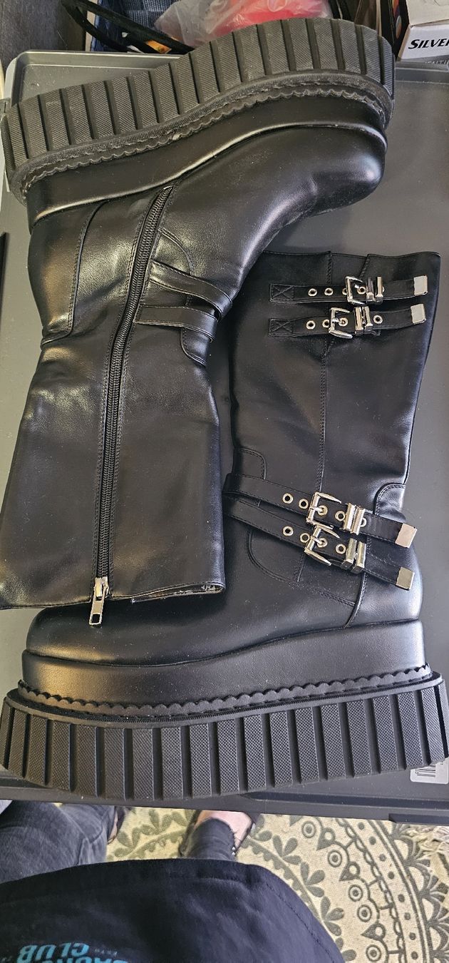 Scarpe da donna: Lamoda Gothic / Punk Stiefel Gr.41 – Usato da Zürich venduto da Daniela51