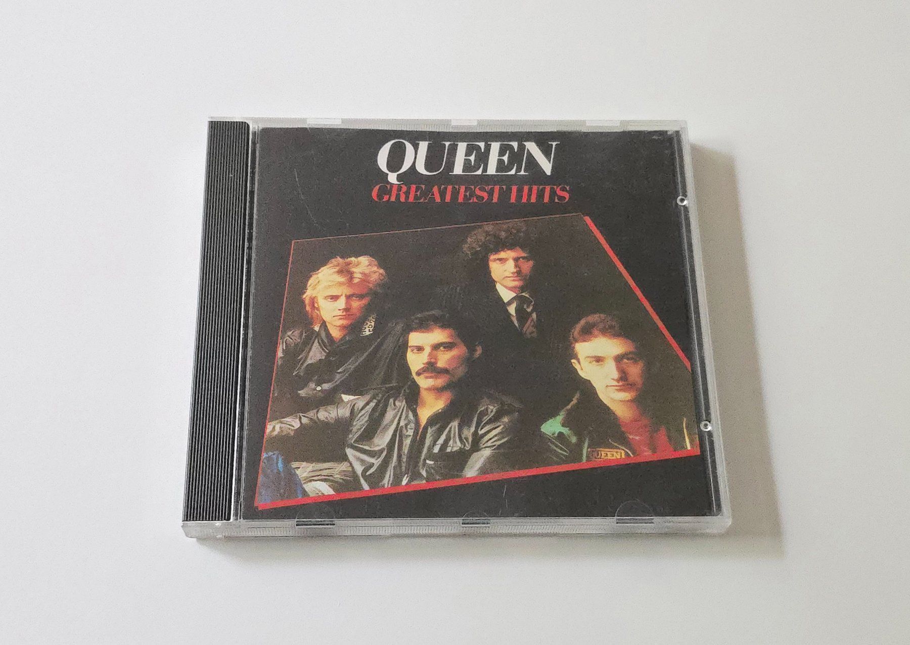 CDs: CD Queen - Greatest Hits – D'occasion à Dättlikon par Wundertuete_